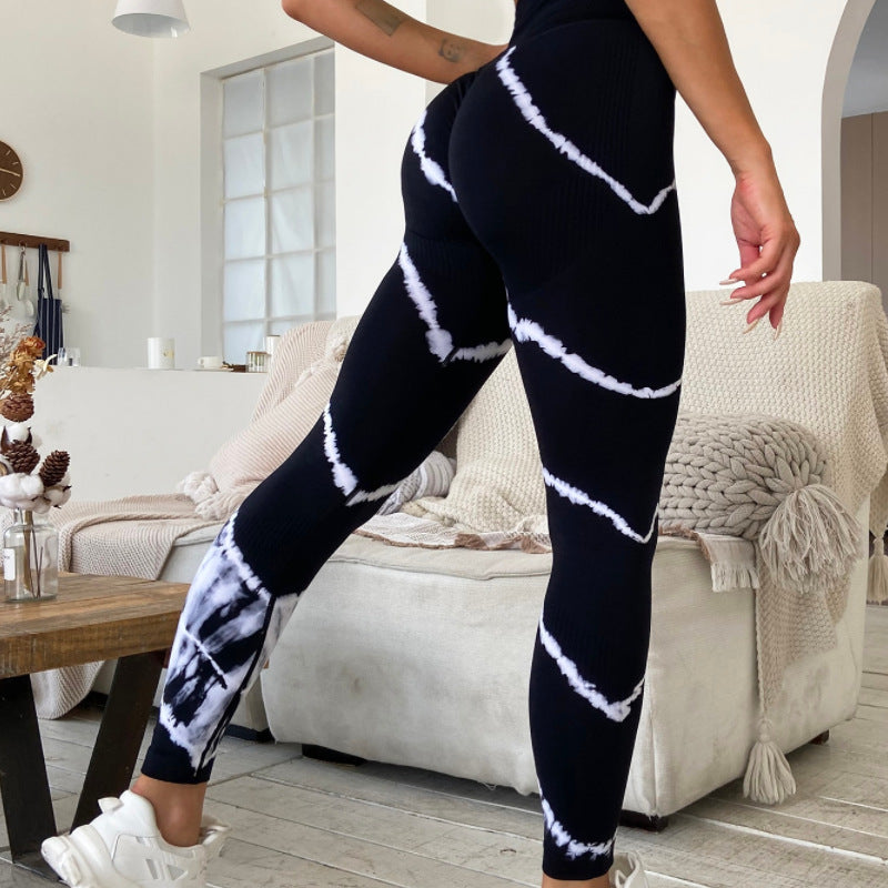 Batik nine-inch pants yoga pants